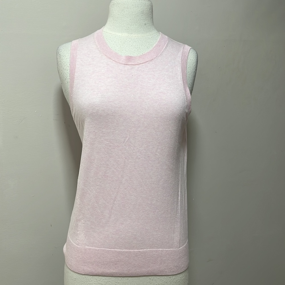Banana Republic stretch cotton sleeveless knit top